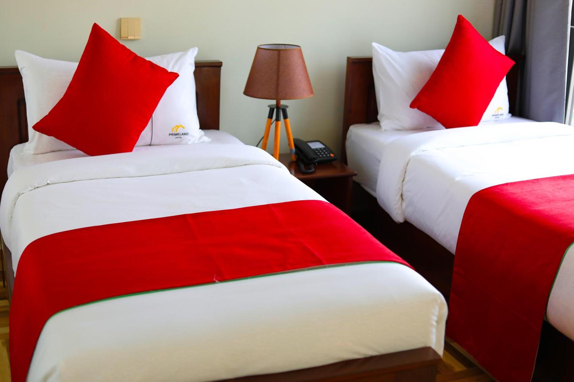 מושי Primeland Hotel מראה חיצוני תמונה