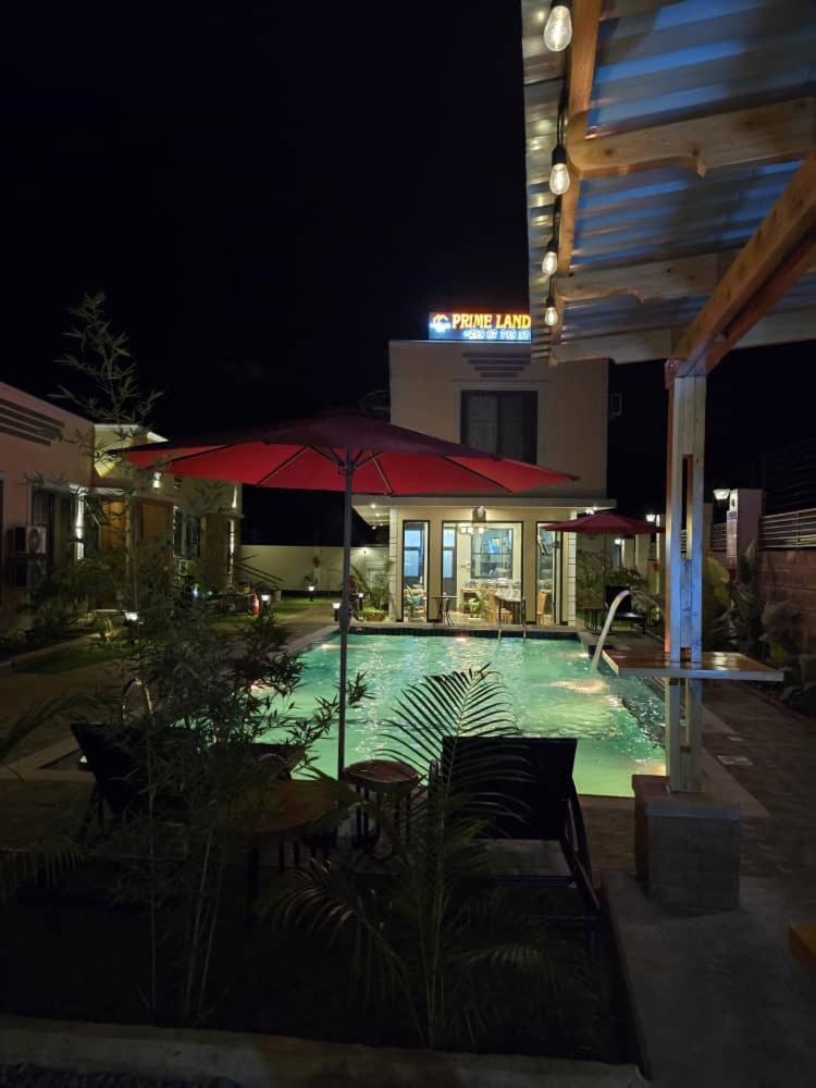 מושי Primeland Hotel מראה חיצוני תמונה