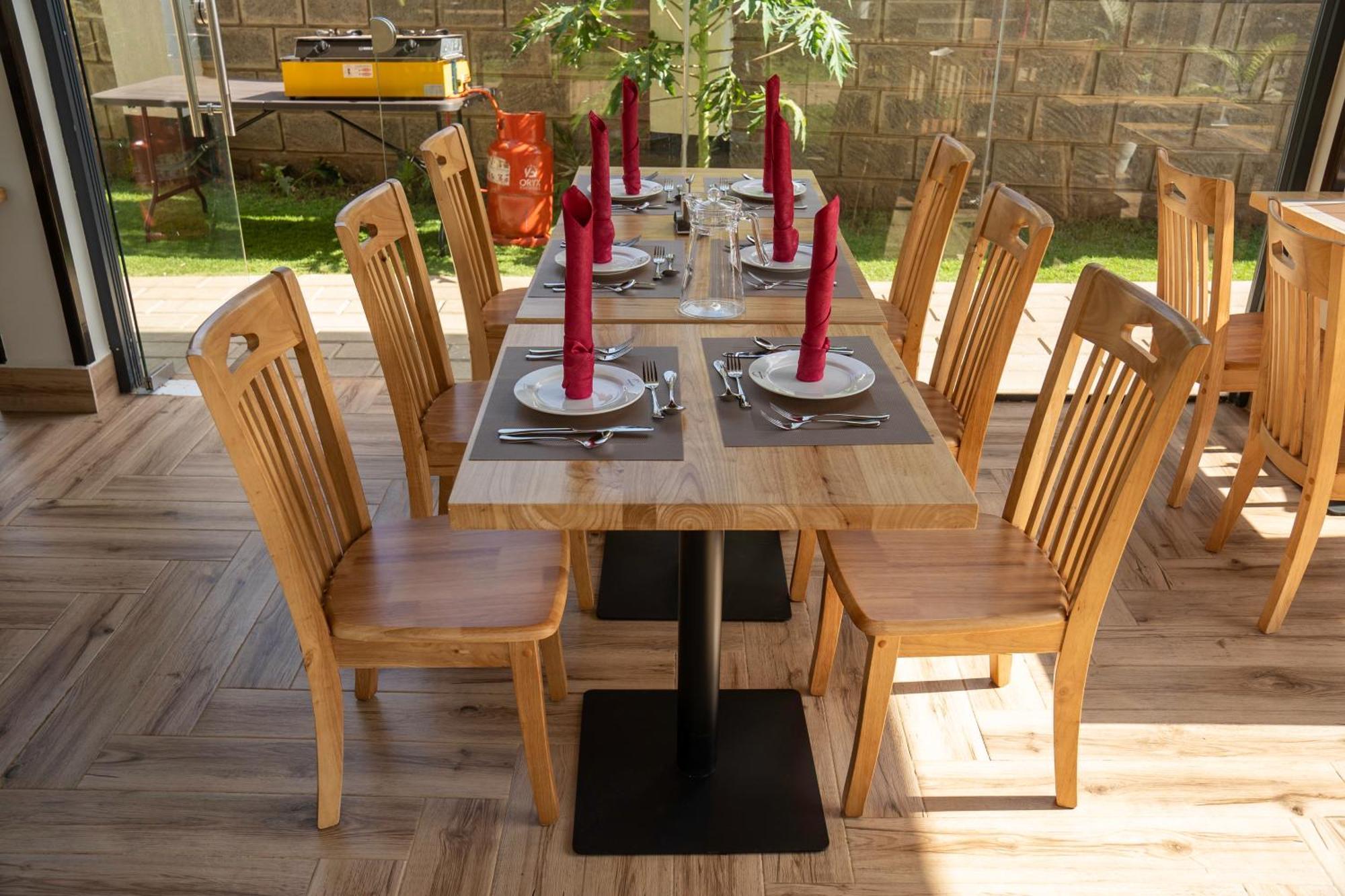 מושי Primeland Hotel מראה חיצוני תמונה