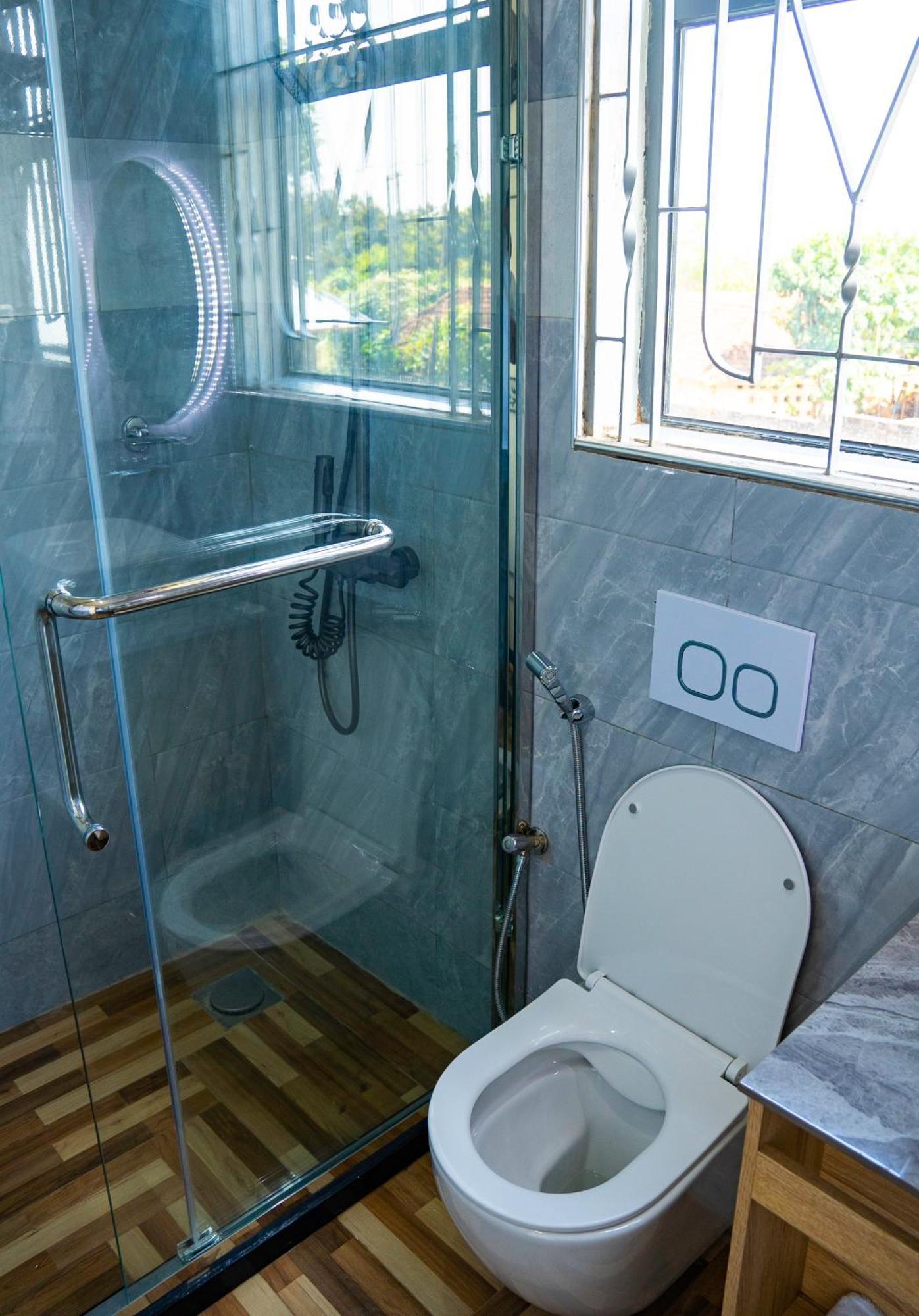 מושי Primeland Hotel מראה חיצוני תמונה