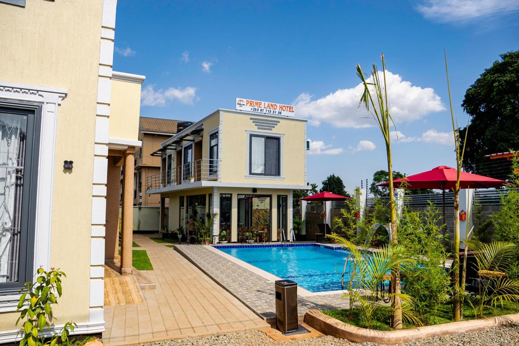 מושי Primeland Hotel מראה חיצוני תמונה